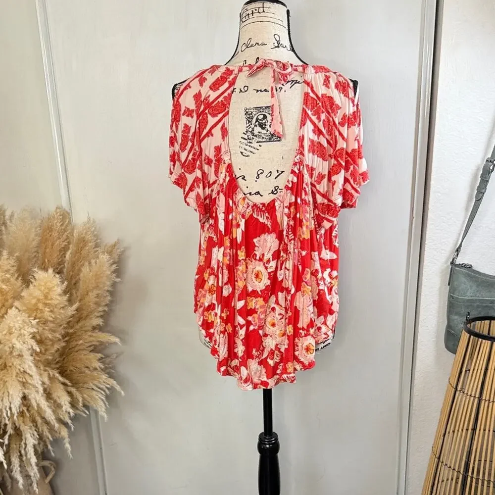 Free People Baja Babe  Floral Cold-Shoulder Red Top size Medium